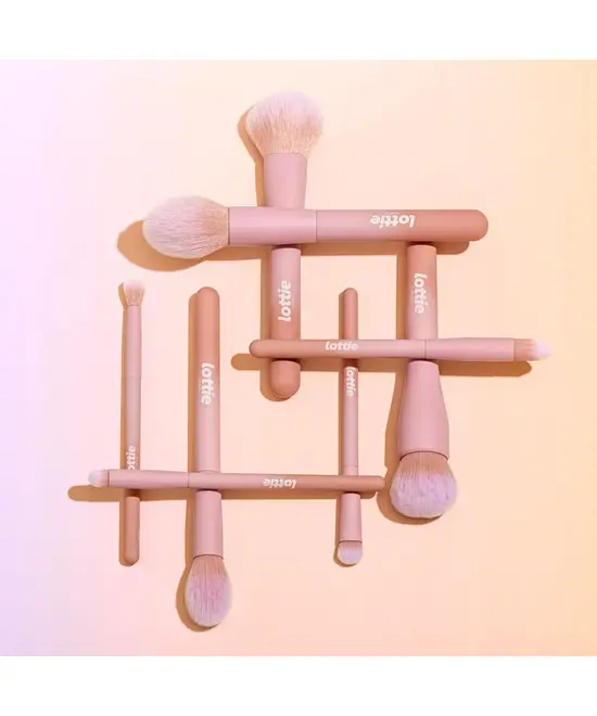 Lottie London Multi-Use Face Brush | BRUSHES στο Makeupland.gr
