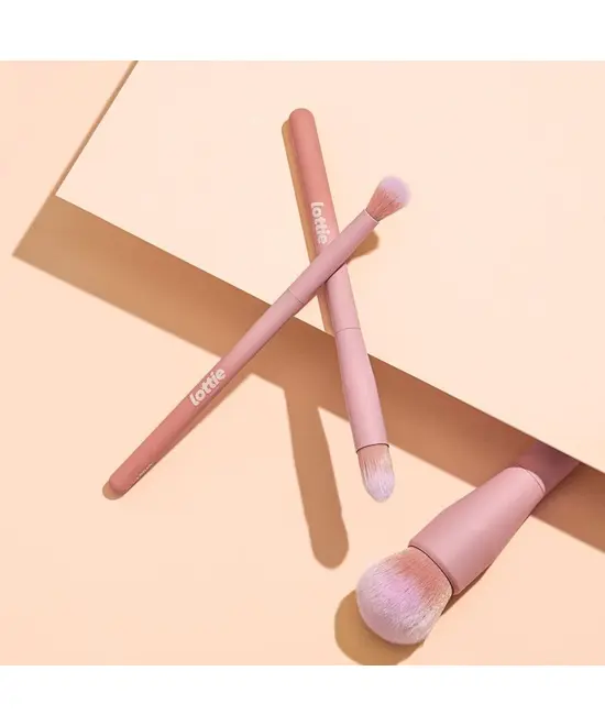 Lottie London Tapered Bronzer Brush | ΠΙΝΕΛΑ στο Makeupland.gr