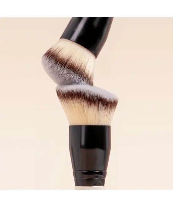 BPerfect x Annalivia Mini Empress | Cheek & Contour Brush | BRANDS στο Makeupland.gr